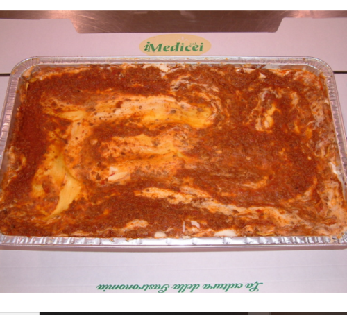 Lasagne al Ragù vassoio 2kg circa (prezzo al kg)